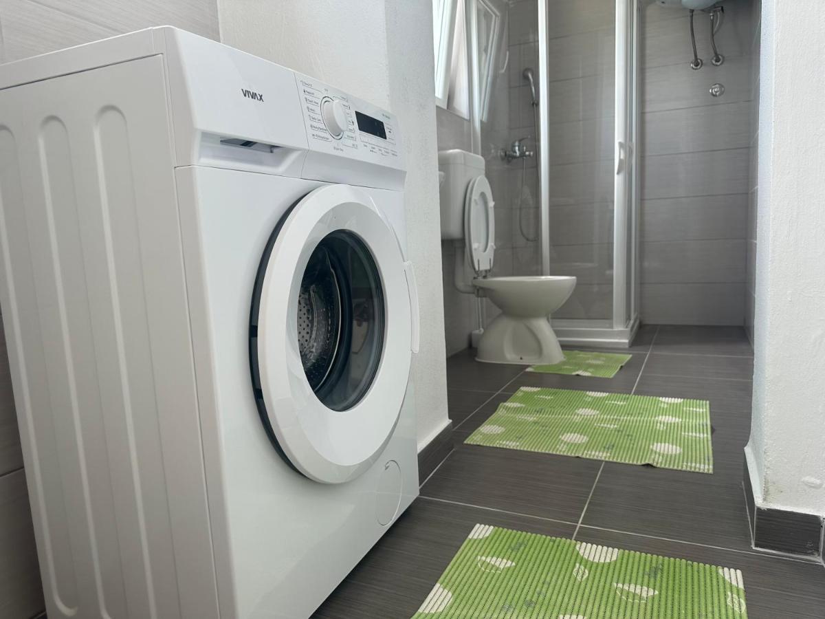 Apartment Stanko Liznjan Luaran gambar