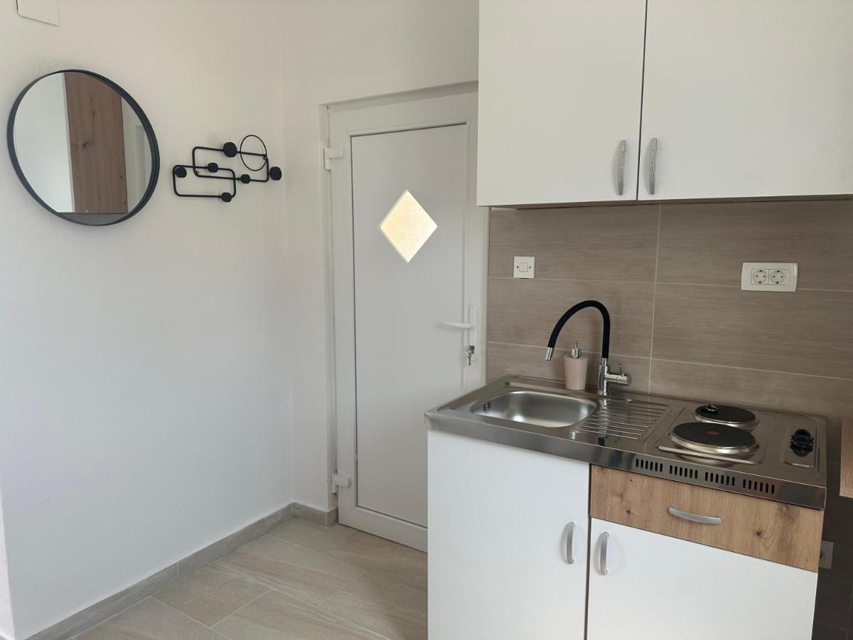 Apartment Stanko Liznjan Luaran gambar