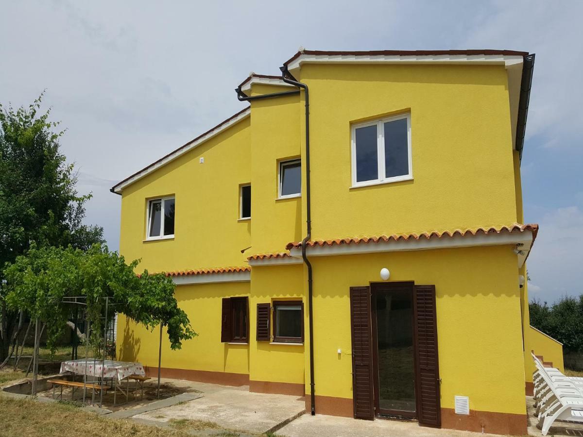 Apartment Stanko Liznjan Luaran gambar