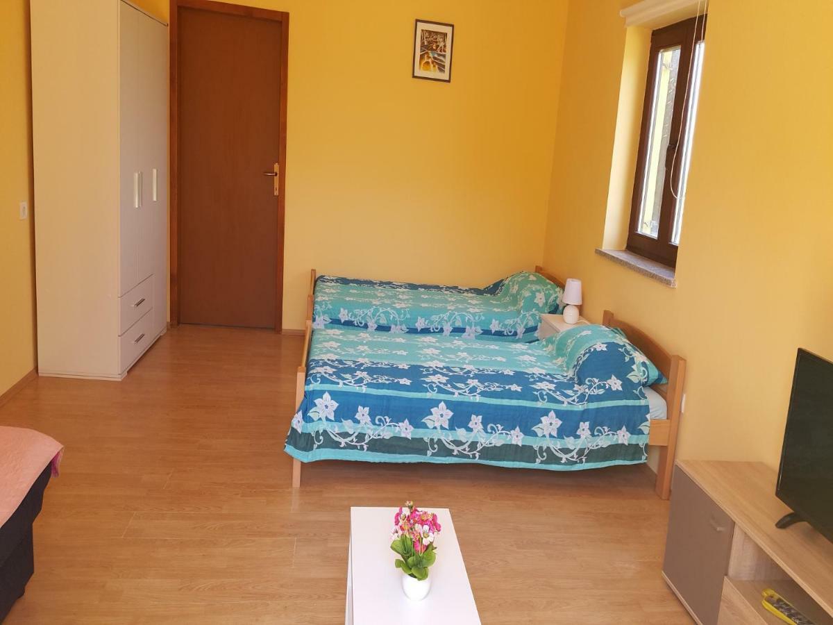 Apartment Stanko Liznjan Luaran gambar